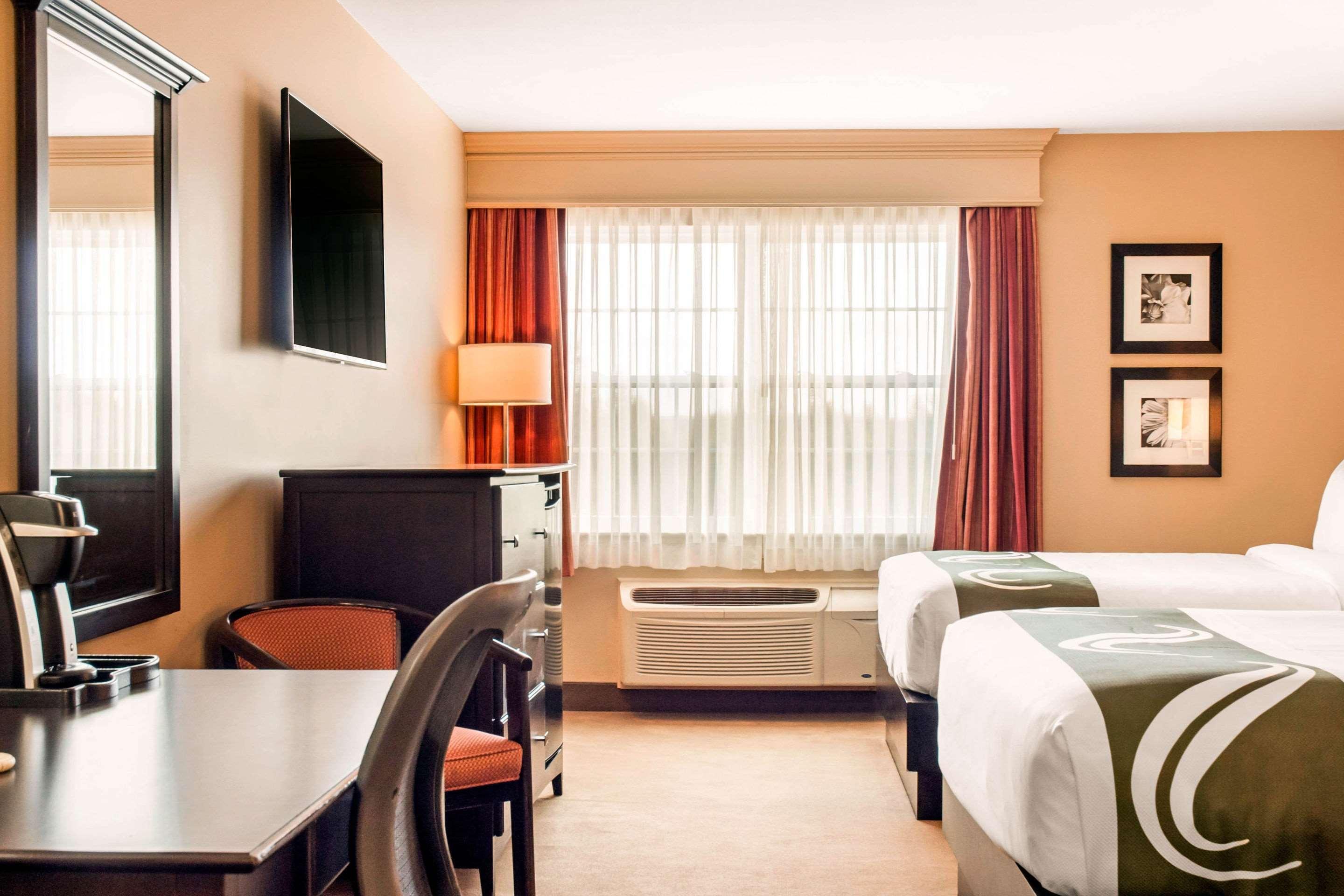 Quality Inn & Suites Quispamsis Rothesay Buitenkant foto