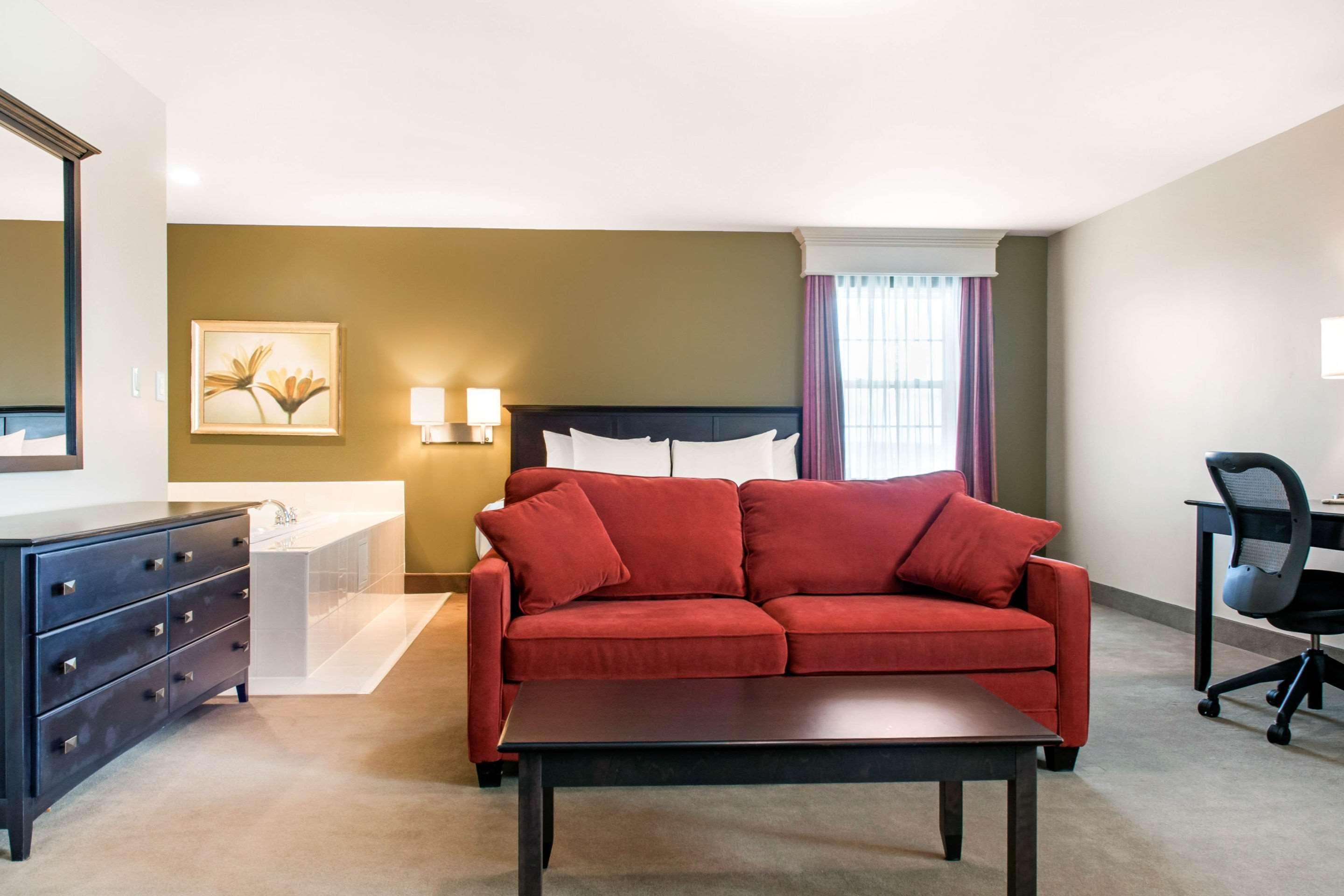 Quality Inn & Suites Quispamsis Rothesay Buitenkant foto