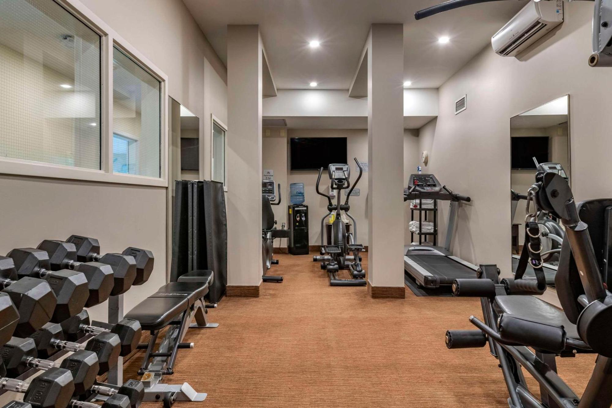 Quality Inn & Suites Quispamsis Rothesay Buitenkant foto