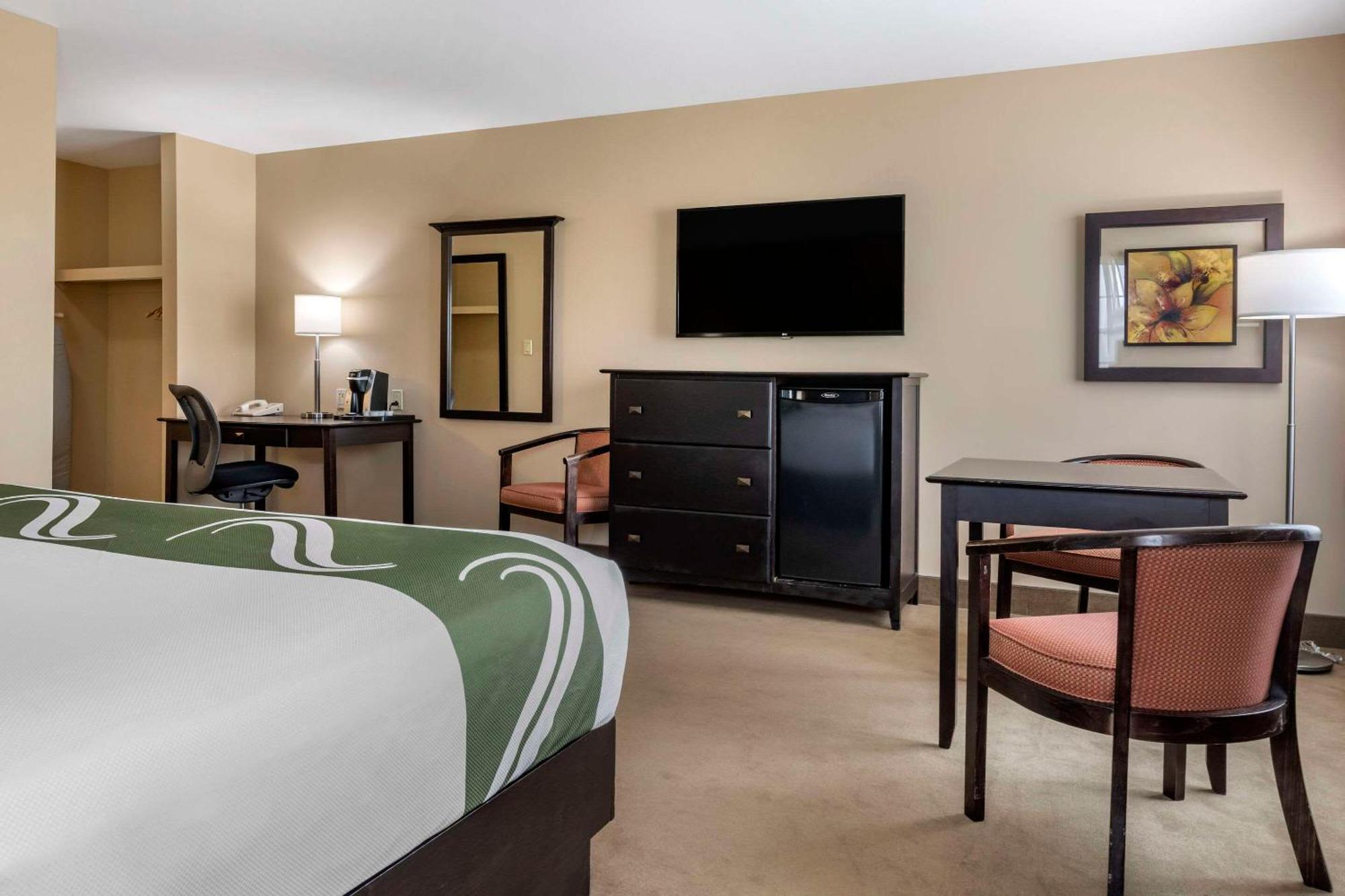 Quality Inn & Suites Quispamsis Rothesay Buitenkant foto