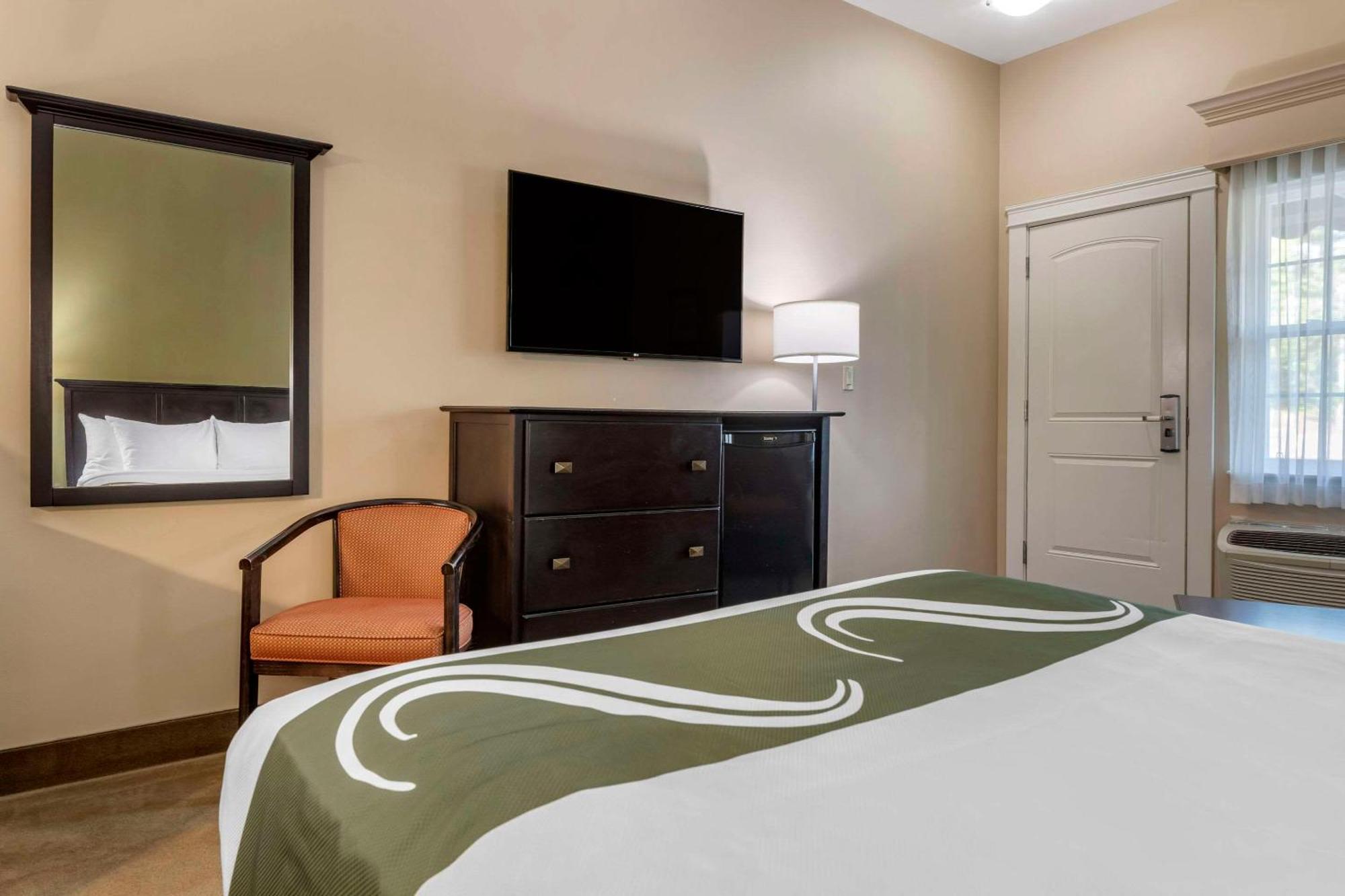 Quality Inn & Suites Quispamsis Rothesay Buitenkant foto