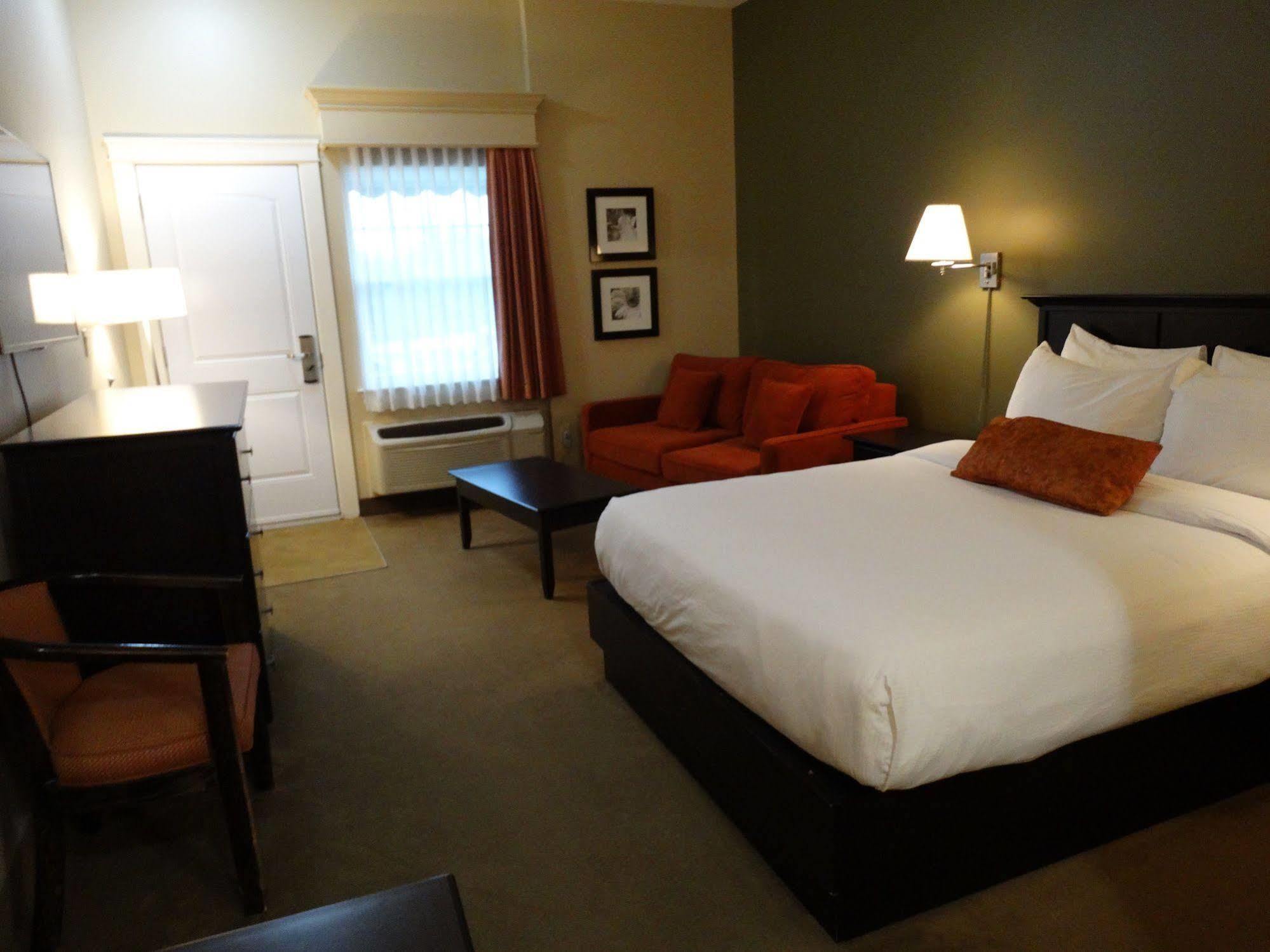 Quality Inn & Suites Quispamsis Rothesay Buitenkant foto